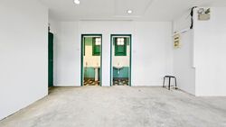 Sims Avenue (D14), Shop House #507867581